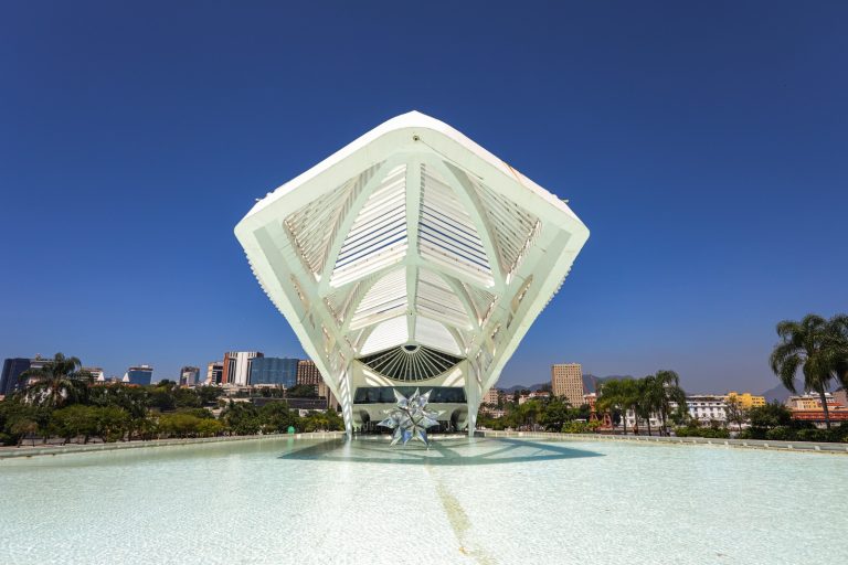 O Rio não precisa descobrir novas vocações, precisa remover os obstáculos das que já possui.